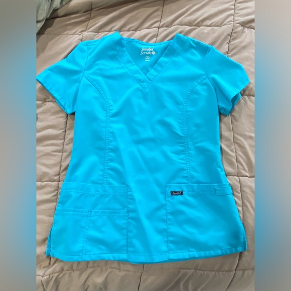 Scrub Set - Picture 2 of 5